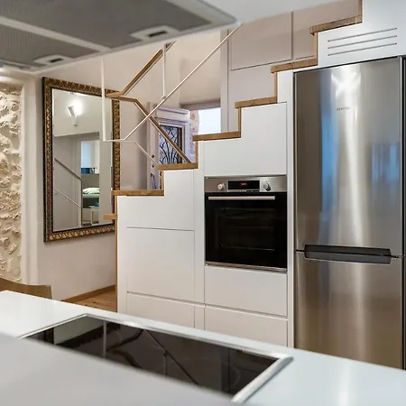 Chania Escapes Loft 50 Meters By The Sea * ハニア