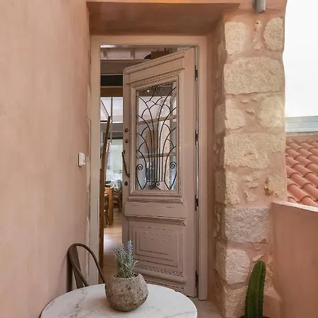 Chania Escapes Loft 50 Meters By The Sea * ハニア