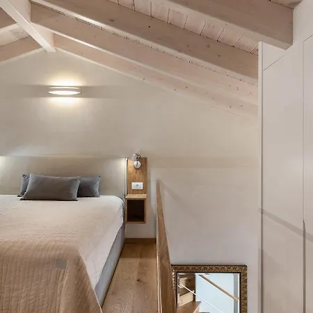 Chania Escapes Loft 50 Meters By The Sea アパート