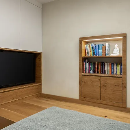Chania Escapes Loft 50 Meters By The Sea דירה חאניה