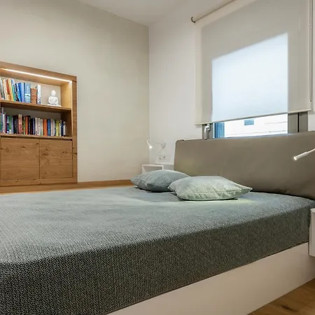 Chania Escapes Loft 50 Meters By The Sea דירה חאניה