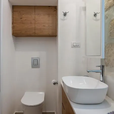 Chania Escapes Loft 50 Meters By The Sea * خانيا