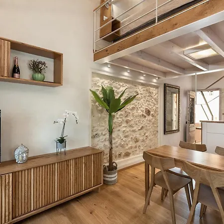 Chania Escapes Loft 50 Meters By The Sea شقة خانيا